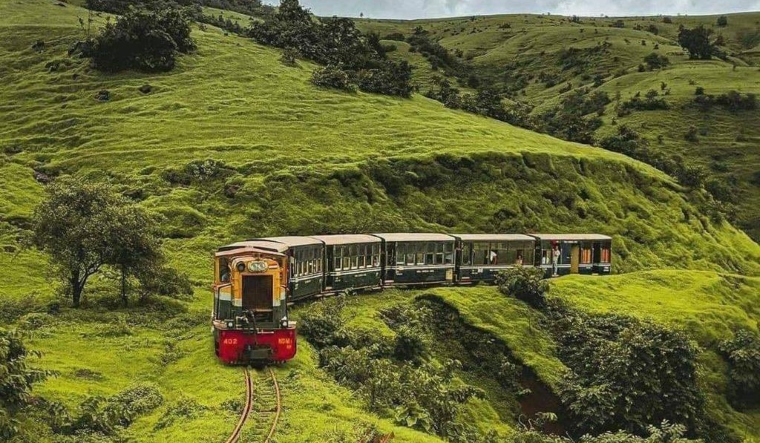 Neral-Matheran toy train
